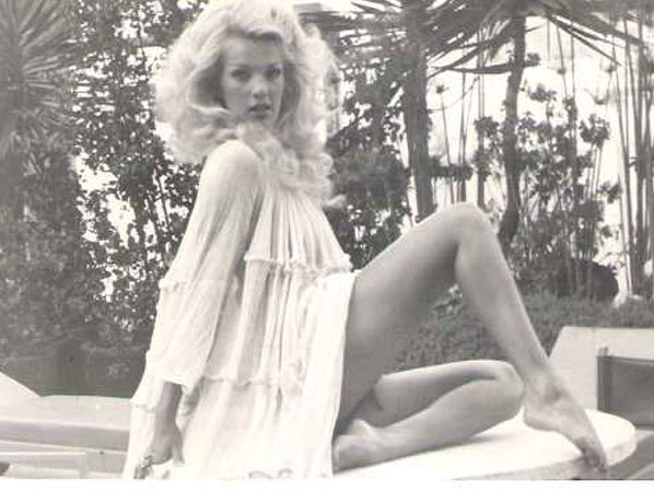 Wanda Seux 3
