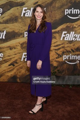 Geneva Robertson-Dworet 5