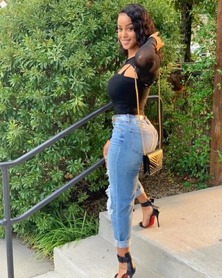 Kiyomi Leslie 3