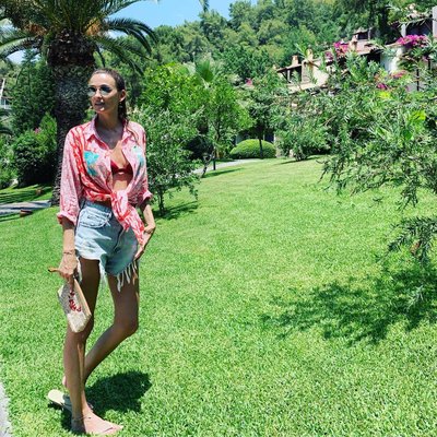 Pinar Tezcan 2