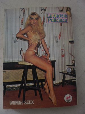 Wanda Seux 6